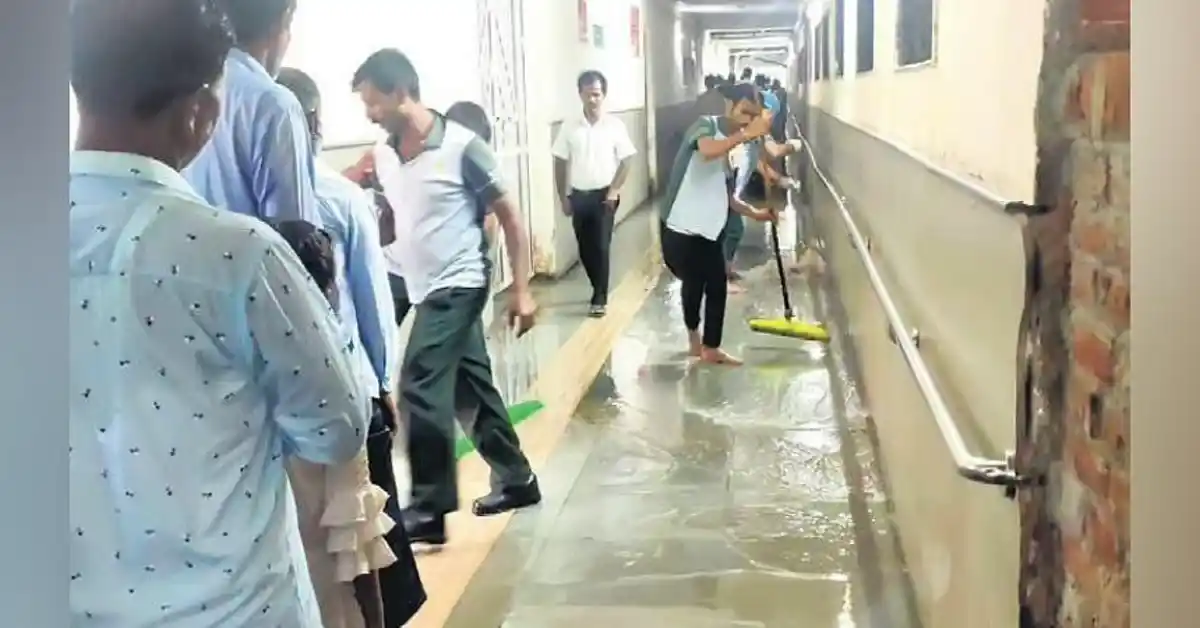 Flooded Wards at Delhi