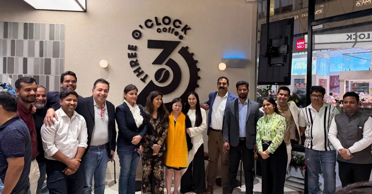 Three O’ Clock Café